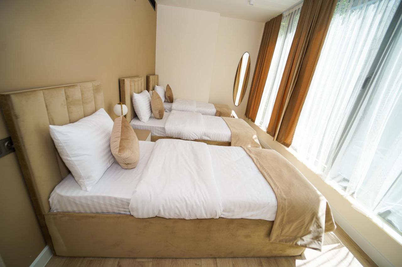 B&M Hotel Jerevan Eksteriør bilde