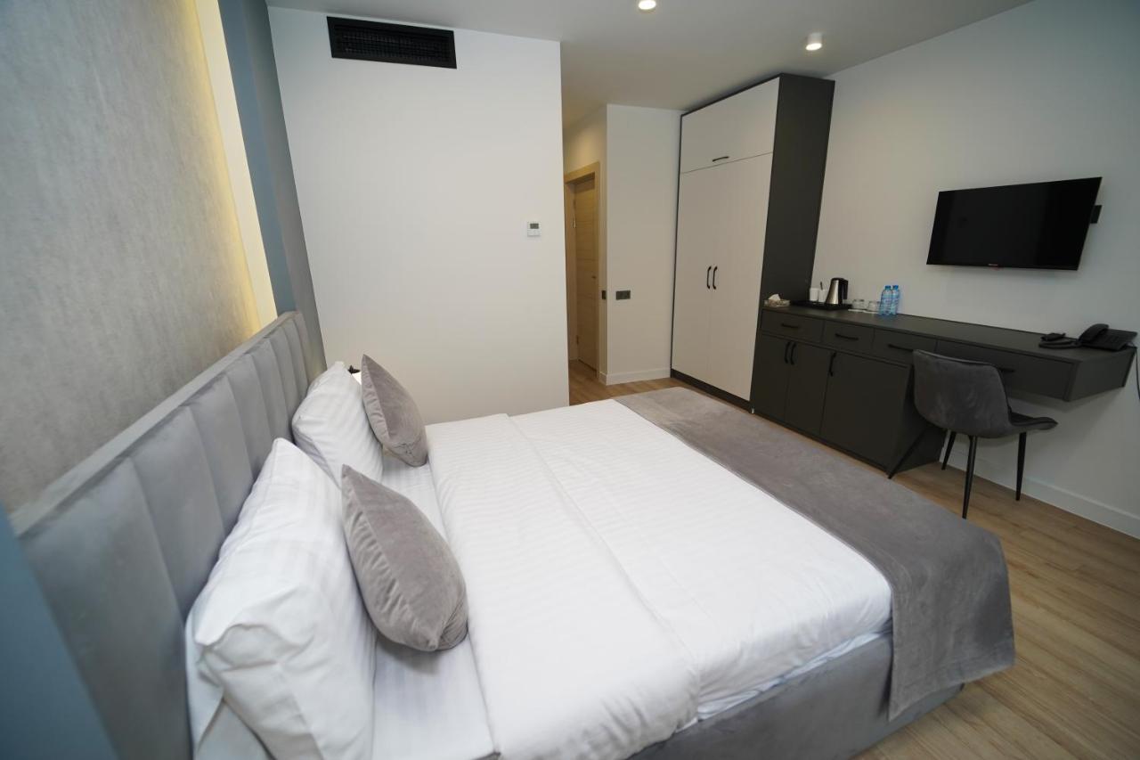 B&M Hotel Jerevan Eksteriør bilde
